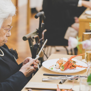 お二人の思い出を料理で再現できます。ゲストの皆さんとあの時の気持ちをシェアするのも良いですね！|FOLK FOLK Wedding（フォークフォークウエディング）の写真(29081366)