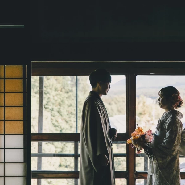室内でも外でもお好きなロケーションで撮影します○