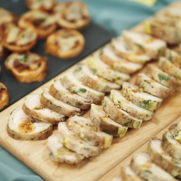 料理はコース・ビュッフェどちらでもお選びいただけます