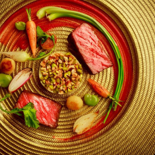 【松坂牛×フォアグラ×オマール】無料コース試食&海一望チャペル模擬挙式