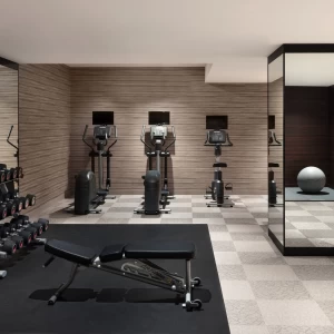 充実した機材が揃った1Fフィットネスルーム|南紀白浜マリオットホテルの写真(2380124)