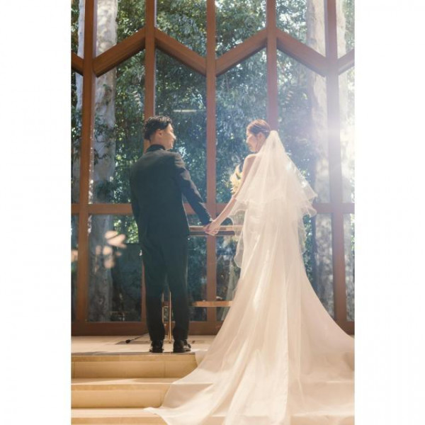 緑と光が美しいBESTチャペル100選選出の自慢のチャペルで結婚式をお得に