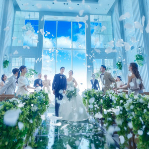 年内ラスト【ギフト4万&衣裳2着付】絶景チャペル×150万優待