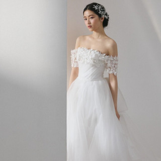 3月限定◇◆ご成約者の皆様に◆◇ウエディングドレス1着分（198,000円分）プレゼント！