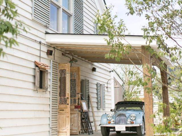 海外映画ような世界観のWをクリエイティブチームがプロデュース