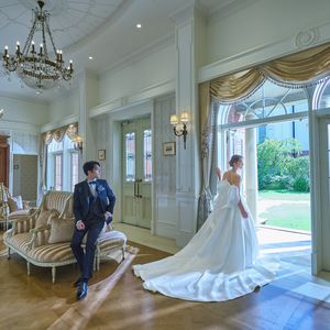 併設する専門のドレスショップ「VIVIAN brides」