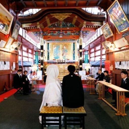 ネオス・ミラベルの結婚式の公式写真（2枚目）