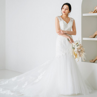 憧れの「ISAMU MORITA・JILL STUART・ハツコエンドウ・蜷川実花」を始め、世界的に支持されるドレス