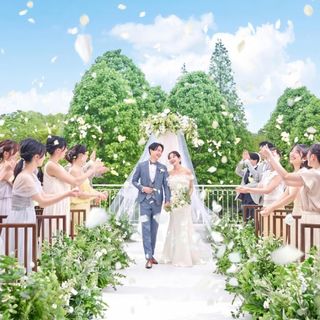 お盆LAST【豪華10万特典】駅近貸切邸宅×森と光のチャペル体験
