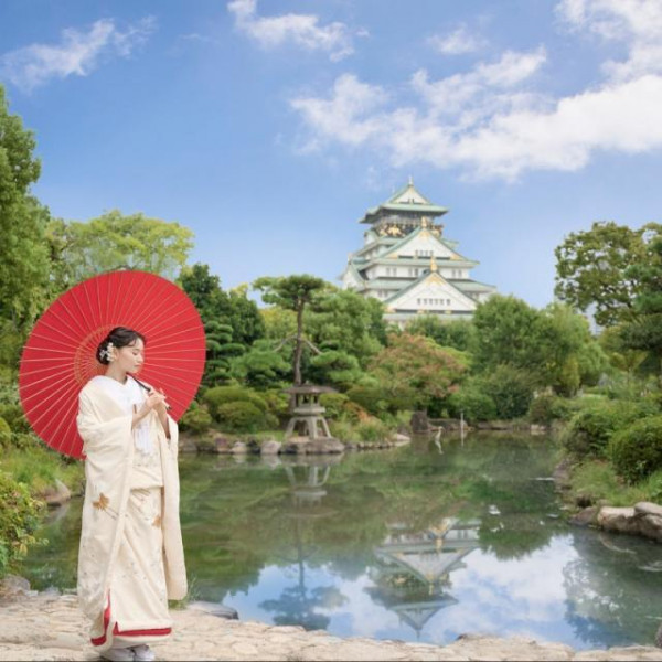 目の前には圧巻の大阪城