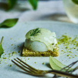 【スイーツ試食】ご見学にお越しのおふたりへ季節のスイーツをご準備しております