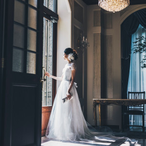 選び抜かれた上質なウエディングドレスを纏う美しい花嫁に|アニバーサリーアン 恵比寿の写真(5648196)