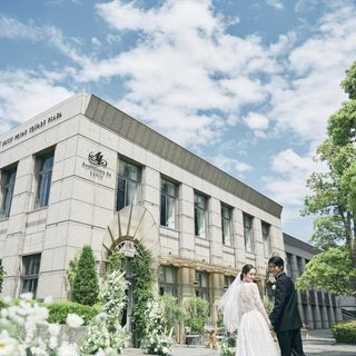＼ドレス1着分と挙式料が無料／3万円黒毛和牛試食＆二階建て貸切邸宅見学