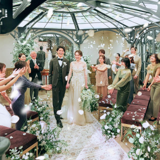 連休限定＼ドレス33万円特典＆挙式0円／円形チャペル見学×黒毛和牛試食