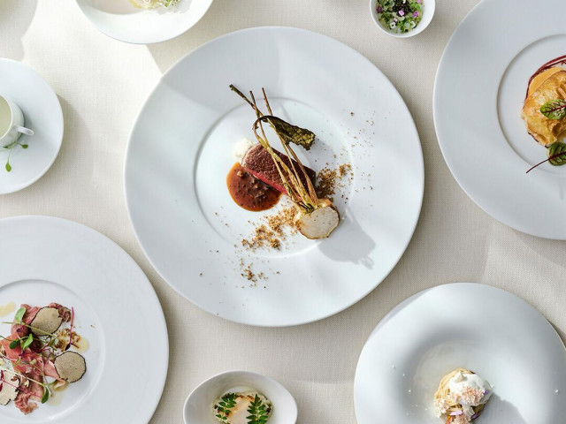 別日に無料コース試食会へご招待