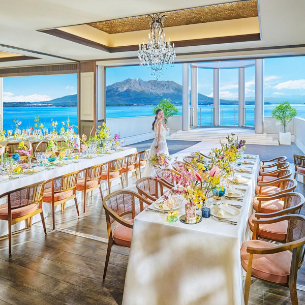 ［式場見学1軒目限定特典］ウエディングドレス1着27.5万円分をプレゼント