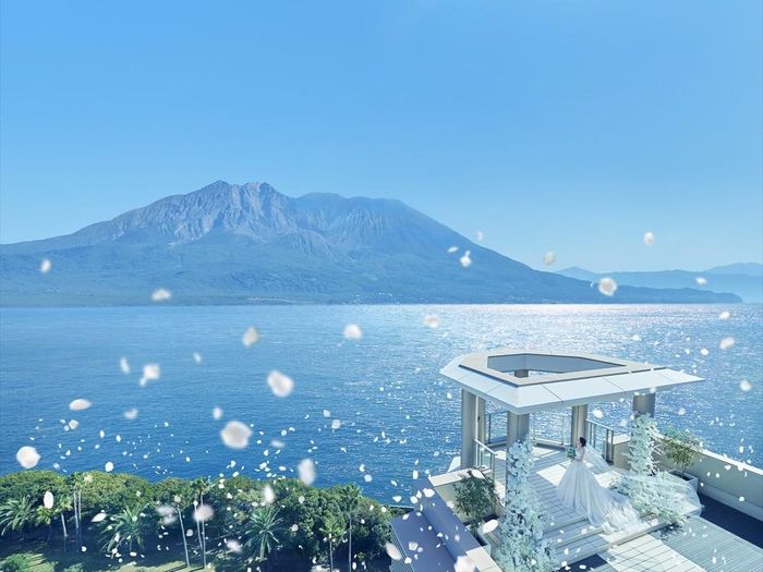 桜島と錦江湾を望むロケーションは、ふたりのための特等席