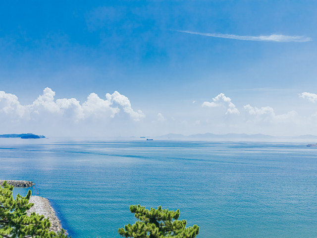 ◆ラウンジからも海を堪能◆