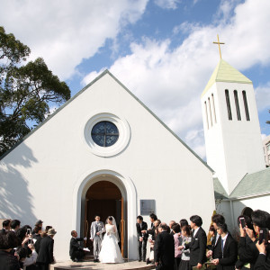 【チャペルつま恋】青空のもと、たくさんの祝福を浴びて・・|つま恋リゾート 彩の郷の写真(2730649)