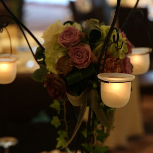 【ゲストテーブル装花】キャンドル付き|つま恋リゾート 彩の郷の写真(2089888)