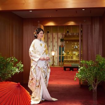 【和装もおまかせ】館内神殿やガーデン、桜や紅葉もオススメ！