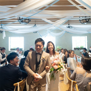天井装飾 光がたっぷりと入るバンケット|Le chic unjour（ラシックアンジュール）の写真(49655367)