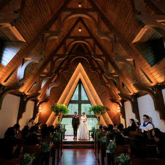 森音の教会での人前式。ご結婚の証人はご参列いただいたおふたりの大切な方々。
