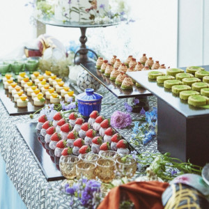 洗練された空間に鮮やかな色合いが輝く|岐阜モノリスの写真(54515948)