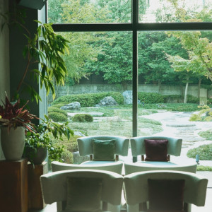 ラウンジからも庭園を望むこだわり設計|岐阜モノリスの写真(54508989)