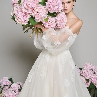 ドレスショップ トリート