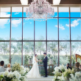 ◆1件目見学特典◆ 光と緑に包まれたチャペルでの挙式料全額20万円プレゼント