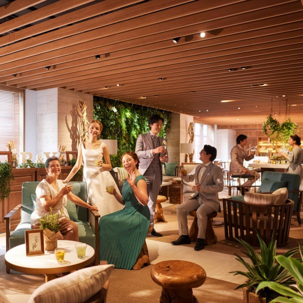 待合室では披露宴が終わってから2次会までゆっくりお待ちいただけます