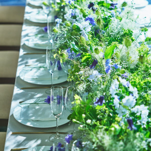 自然に囲まれた開放感のある披露宴会場|岡山モノリスの写真(54505055)