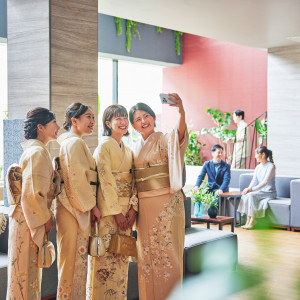 貸切だからお出迎えスタイルで二人もゲストと一緒に楽しめる|岡山モノリスの写真(46648603)