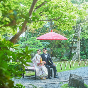 和装も映える庭園でゲストと笑顔溢れるひとときを|岡山モノリスの写真(54505117)