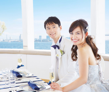 180度パノラマビューの開放感ある会場でゲストと楽しいひと時を