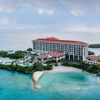 【グランフロント大阪】沖縄本島の海に浮かぶ島での絶景挙式体感