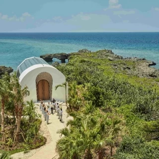 ハイアット×豊かな緑の中に佇む絶景CHAPEL体験