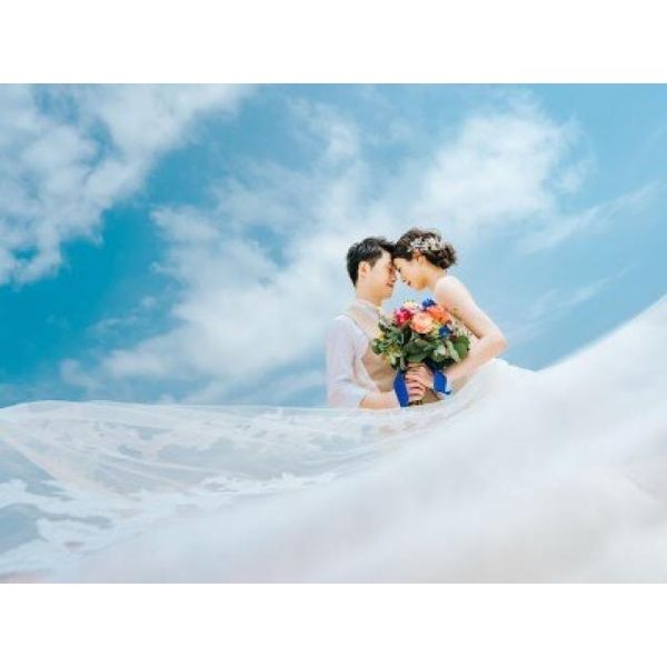 プロフェッショナルチームがおふたりの最高の瞬間をいつまでも輝き続け「幸せの記憶」としてカタチにします