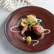 南青山サンタキアラ教会