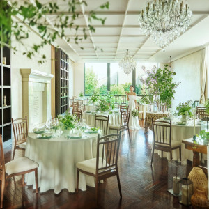 過度な演出をしなくても絵になる。大人贅沢なパーティを