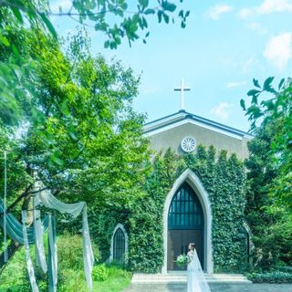 平日限定◆貸切見学＆130万優待◆森の教会×上質おもてなし体験