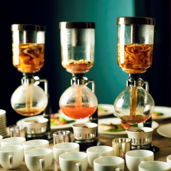 ビュッフェスタイルや立食など、アットホームなパーティに