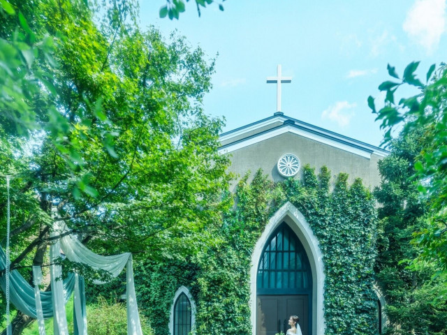 【期間限定】チャペル装花プレゼント&シーズン特典