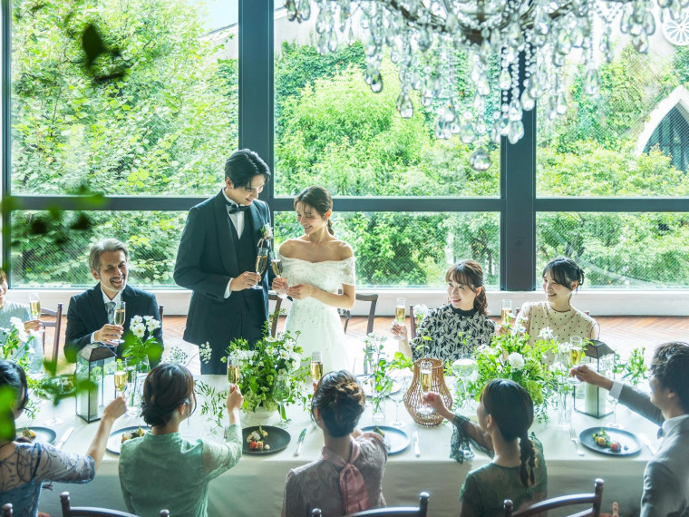 ご家族様と、お食事や会話を楽しめるご会食スタイルのご提案