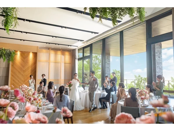 WEST TERRACE＋Bar