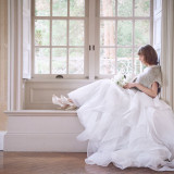 オリジナルブランド「The LOVEL」
LOVE(愛)+LABEL(証し)という意味と想いを込めて。ドレスブランドをご用意しております。