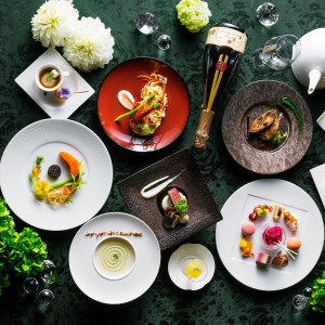 色鮮やかで心が躍るコース料理|ノートルダム大阪ONE/FIVESTAR WEDDINGの写真(52499209)
