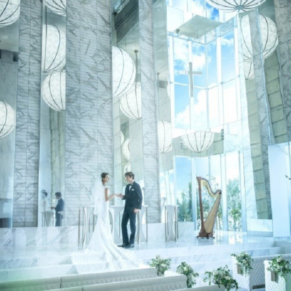 Usj ユニバーサル スタジオ ジャパン 周辺のチャペルが自慢の結婚式場 口コミ人気の4選 ウエディングパーク