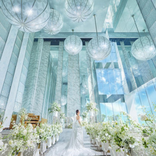 ＼140万特典&最大5万円ギフト付！／天空チャペル×試食×ドレス体験